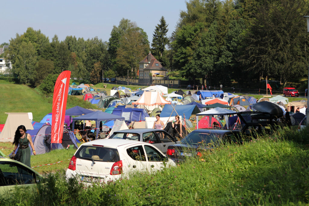 Festival Mediaval - Camping Bild - Foto von Lutz